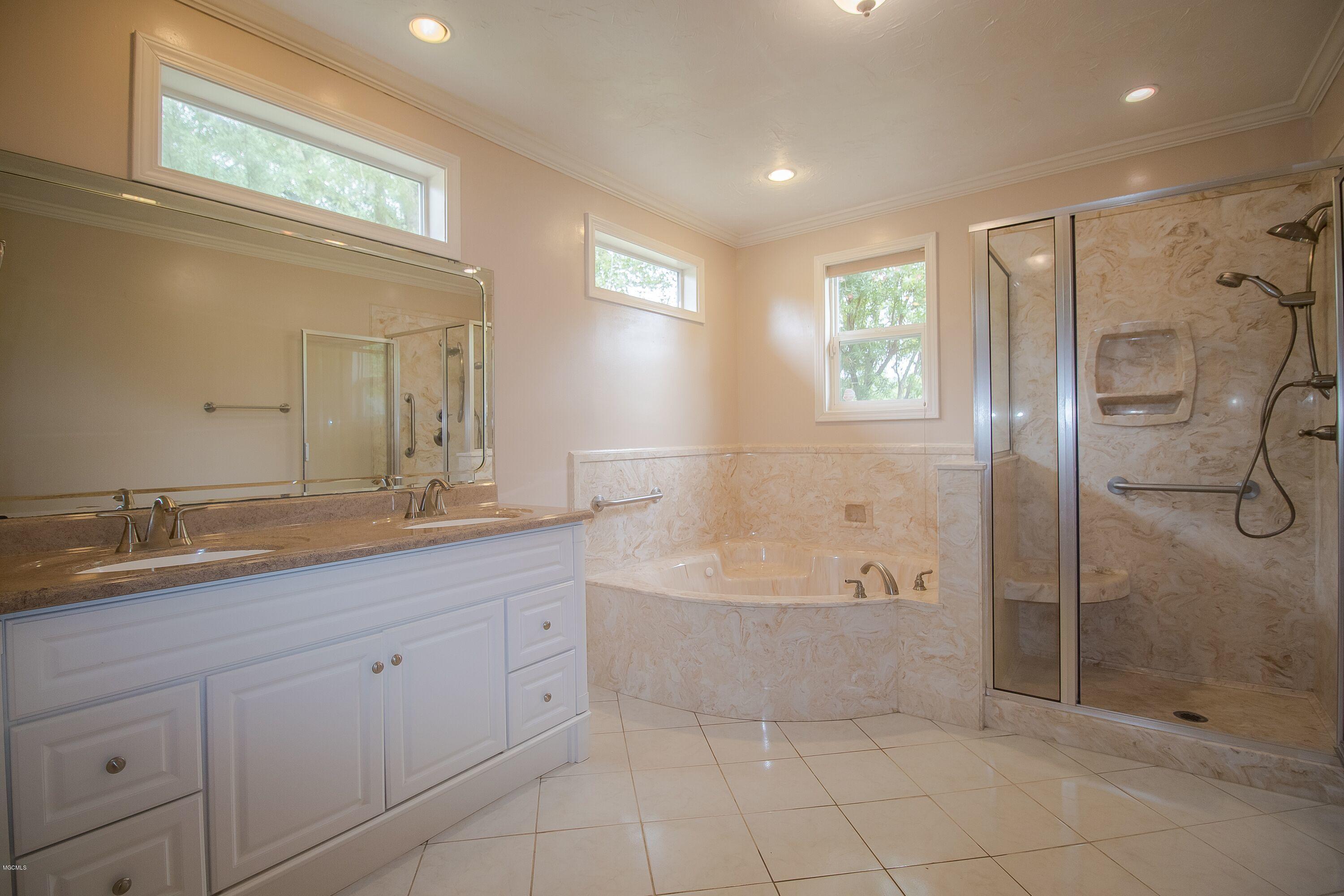 4703 Courthouse Road Gulfport, MS 39507 - Photo 17 of 33 017