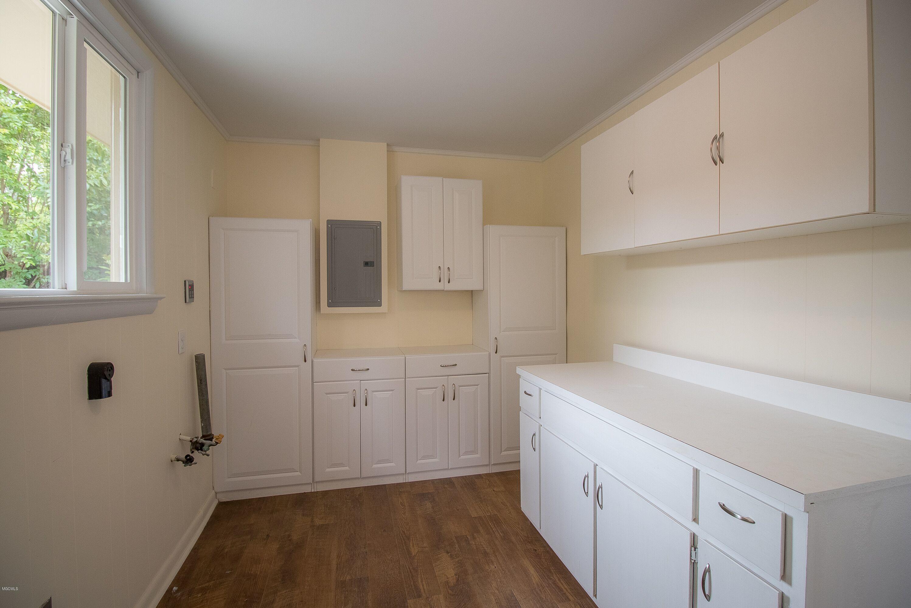 4703 Courthouse Road Gulfport, MS 39507 - Photo 25 of 33 025