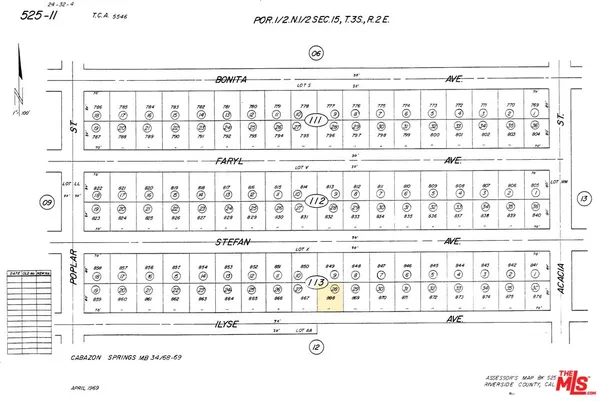 a black and white photo of a painting