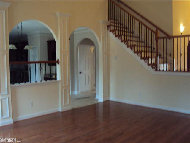 5059 Peppertree Road Clemmons, NC 27012 - Photo 10 of 16 Den/Family/Great Room. Lots of natural light in the Great Room!