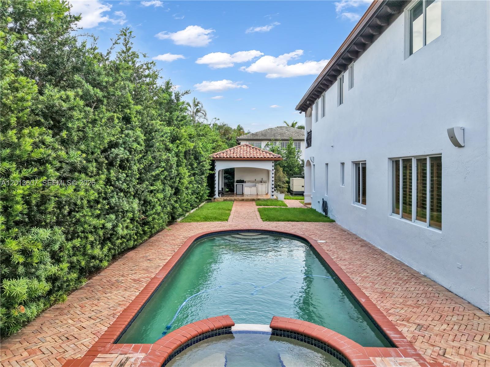 16763 Northwest 77th Path Miami Lakes, FL 33016 - Photo 49 of 63