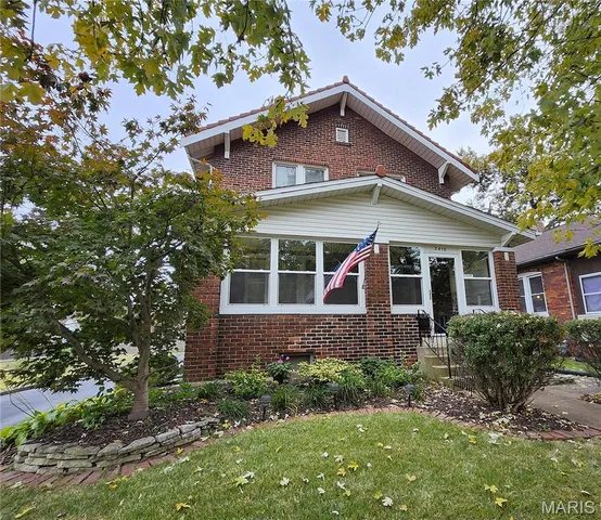 $95,000 | 2410 Delmar Avenue, Granite City, IL 62040
