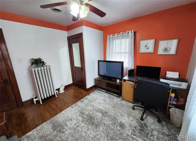 $95,000 | 2410 Delmar Avenue, Granite City, IL 62040