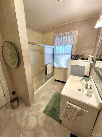 $95,000 | 2410 Delmar Avenue, Granite City, IL 62040