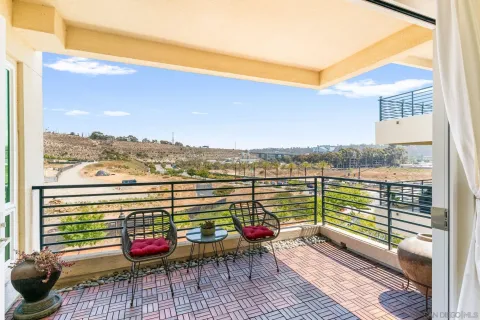 $1,325,000 | 2400 Community Lane, Unit 59, San Diego, CA 92108
