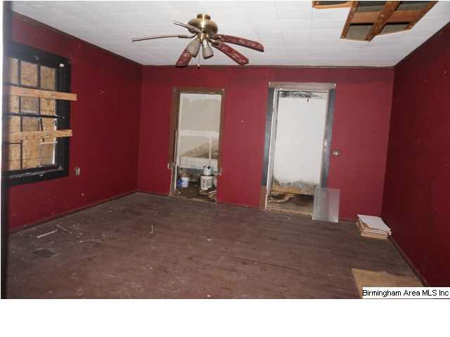 66 Spring Street Sylacauga, AL 35150 - Photo 7 of 12