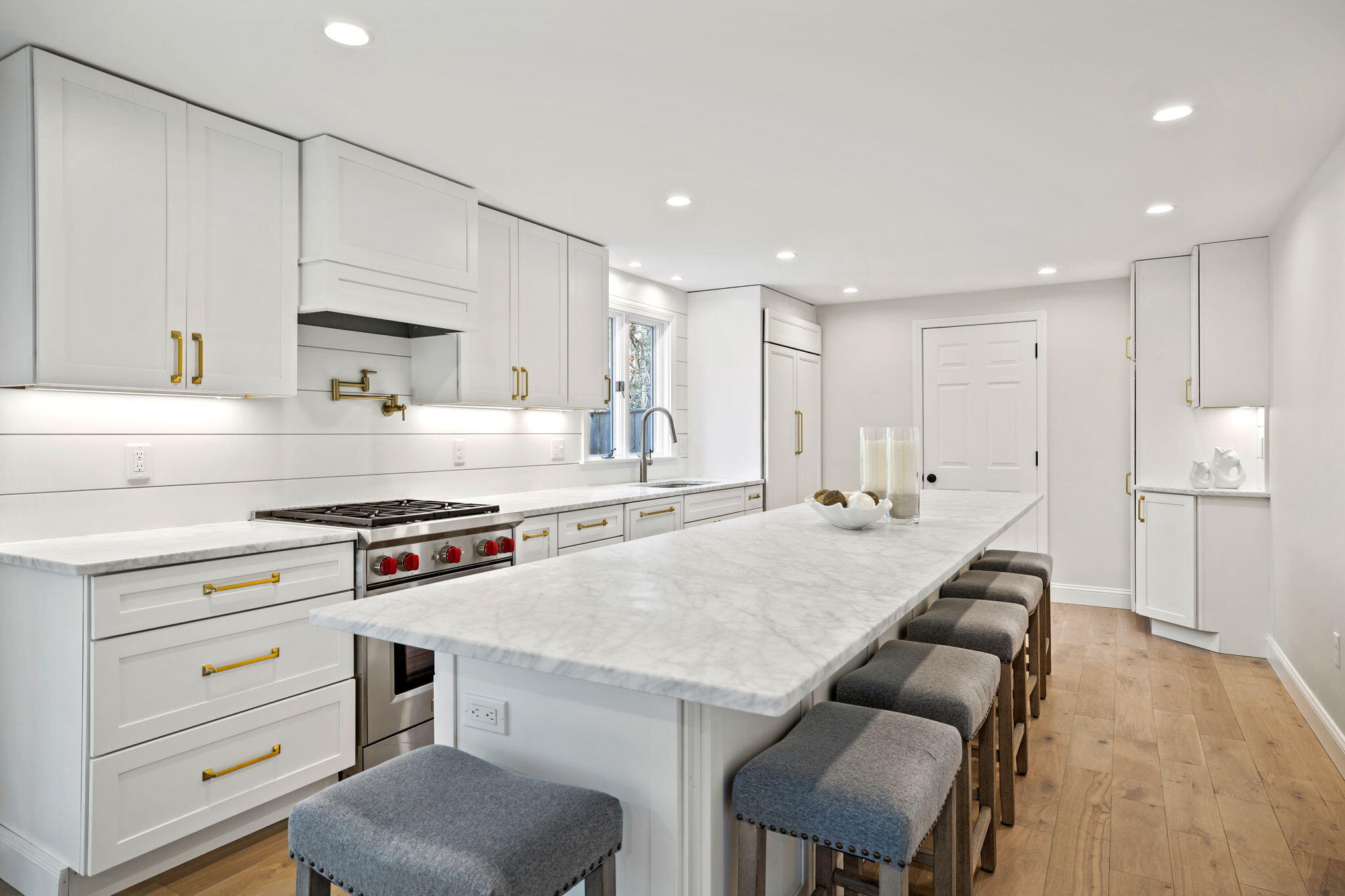 992 Bumps River Road Centerville, MA 02632 - Photo 8 of 33 7-web-Kitchen 9