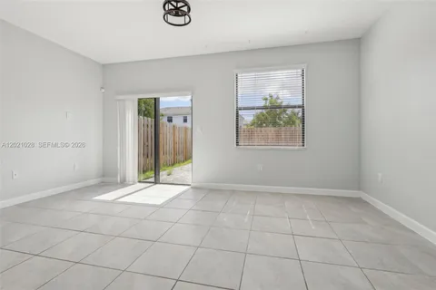$389,900 | 28625 Southwest 132nd Court, Homestead, FL 33033