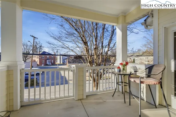 $299,900 | 406 East Union Street, Unit B, Morganton, NC 28655