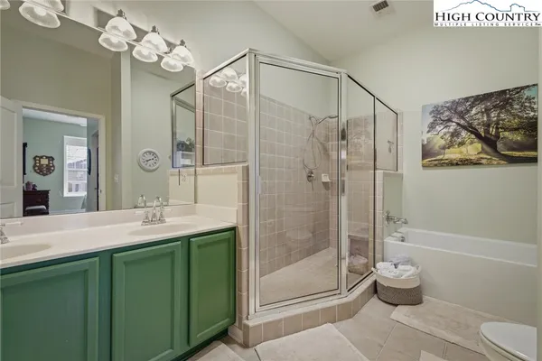 $299,900 | 406 East Union Street, Unit B, Morganton, NC 28655