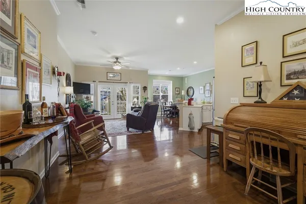 $299,900 | 406 East Union Street, Unit B, Morganton, NC 28655