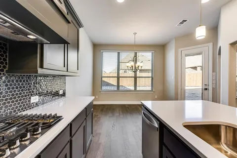 $4,000 | 4044 Crowe Lane, McKinney, TX 75071