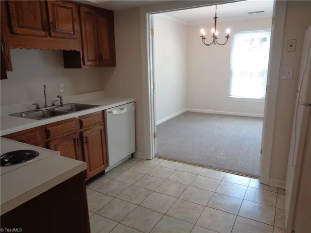 $1,595 | 4173 Lytchfield Court, Winston-Salem, NC 27104