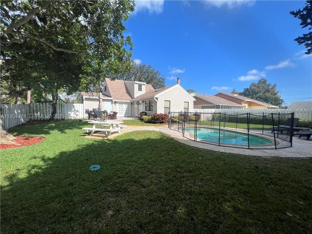 5068 Beechwood Road Delray Beach, FL 33484 - Photo 15 of 27