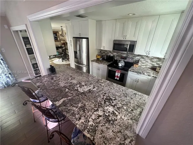 $4,200 | 5068 Beechwood Road, Delray Beach, FL 33484