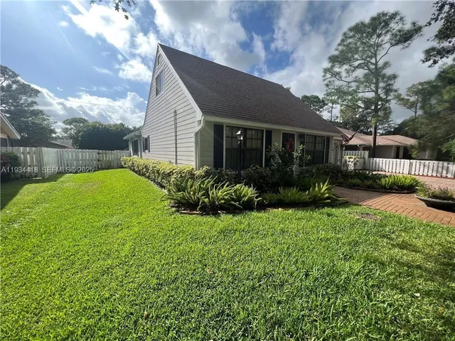 $4,200 | 5068 Beechwood Road, Delray Beach, FL 33484