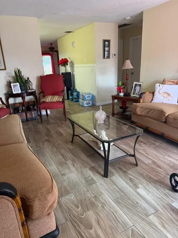 $295,000 | 4171 Southeast Geneva Drive, Stuart, FL 34997