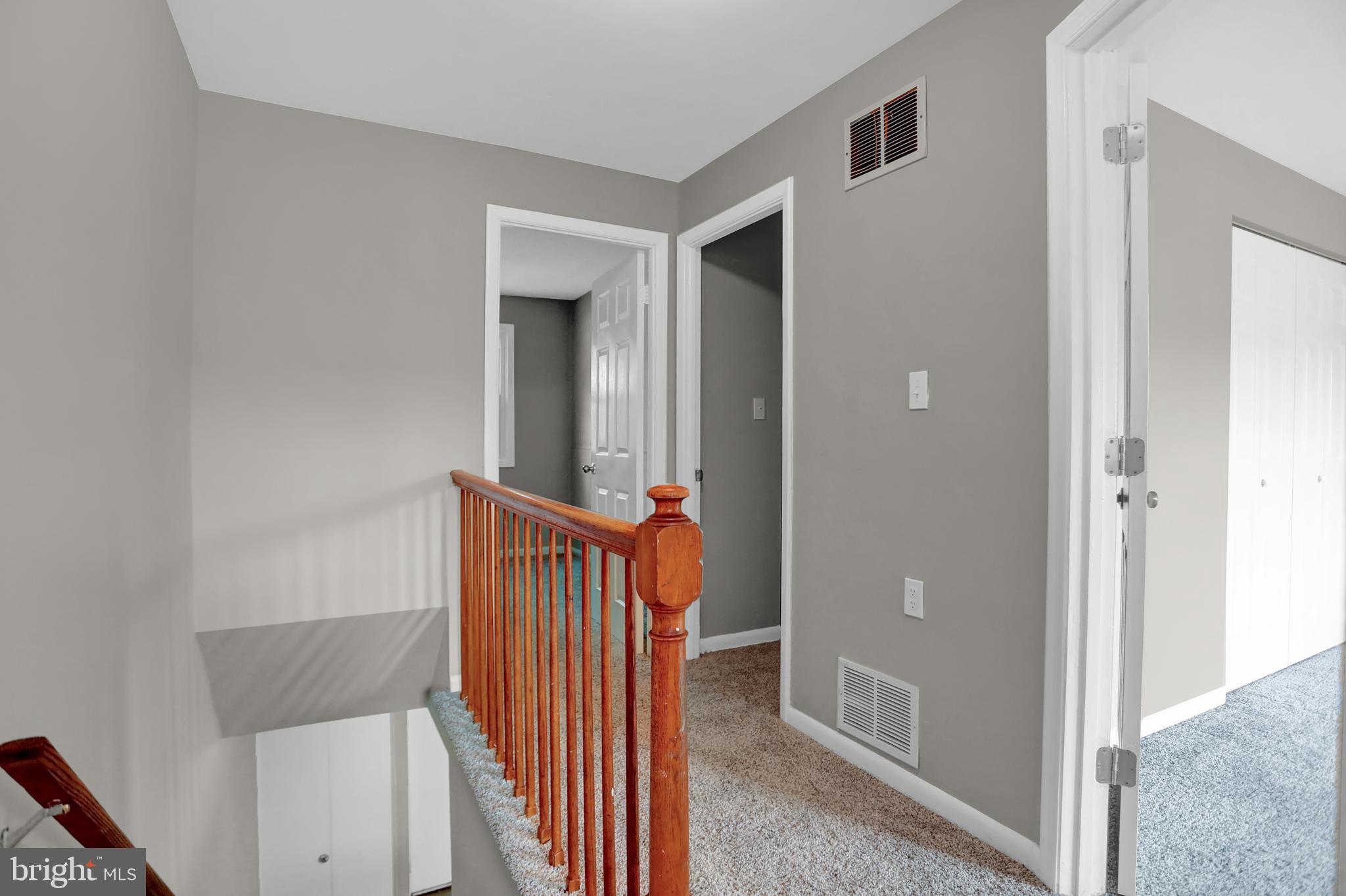 8228 North Boundary Road Baltimore, MD 21222 - Photo 4 of 19