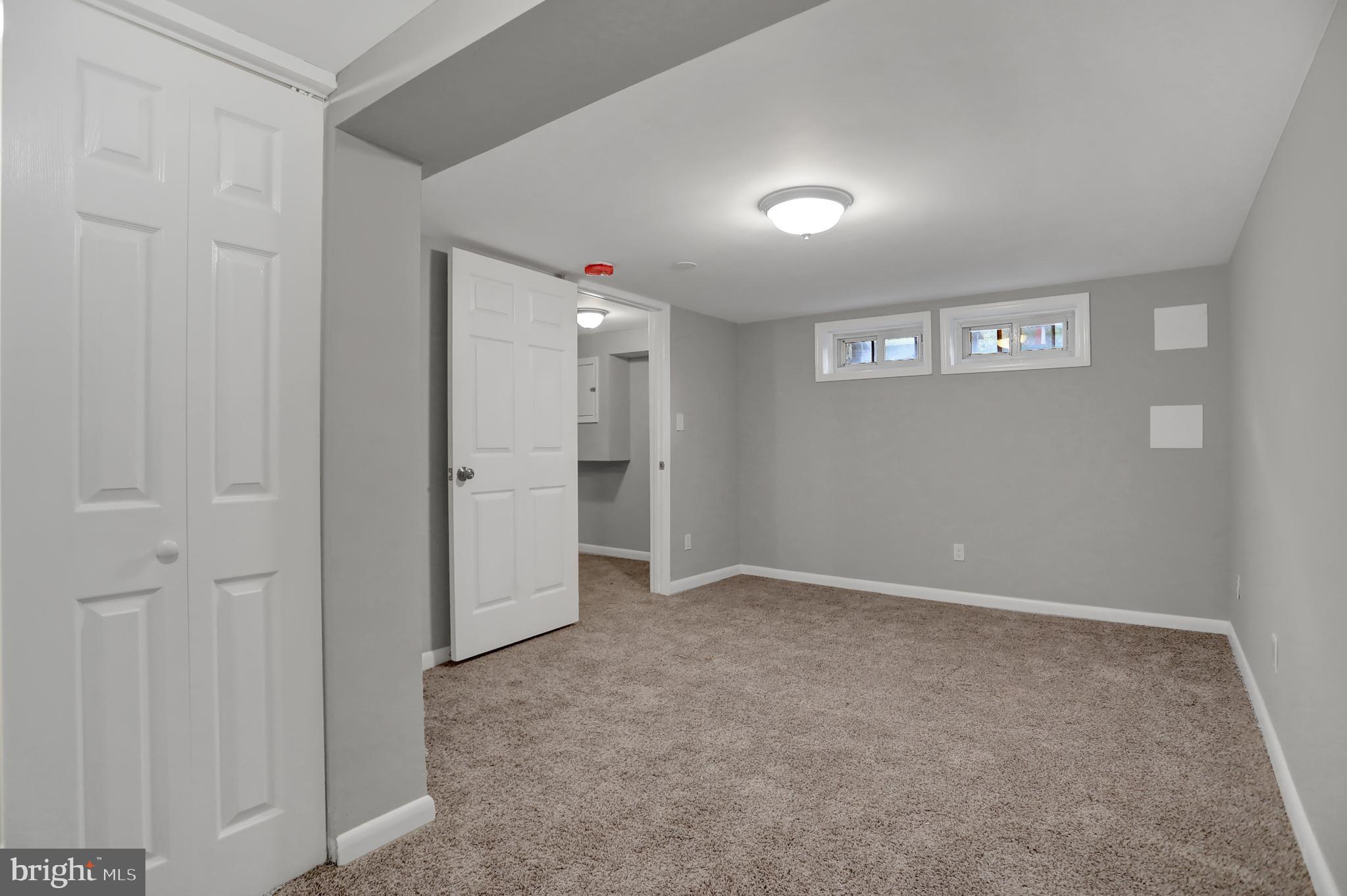 8228 North Boundary Road Baltimore, MD 21222 - Photo 6 of 19