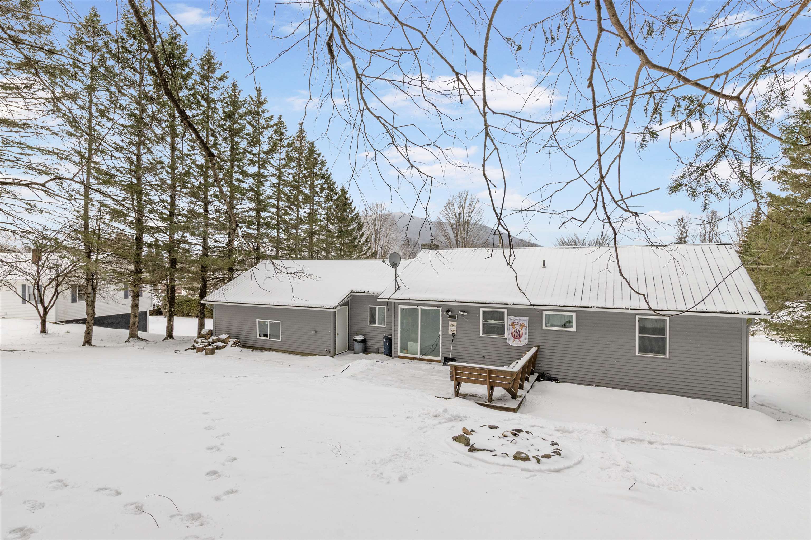 94 Corliss Lane Colebrook, NH 03576 - Photo 6 of 36