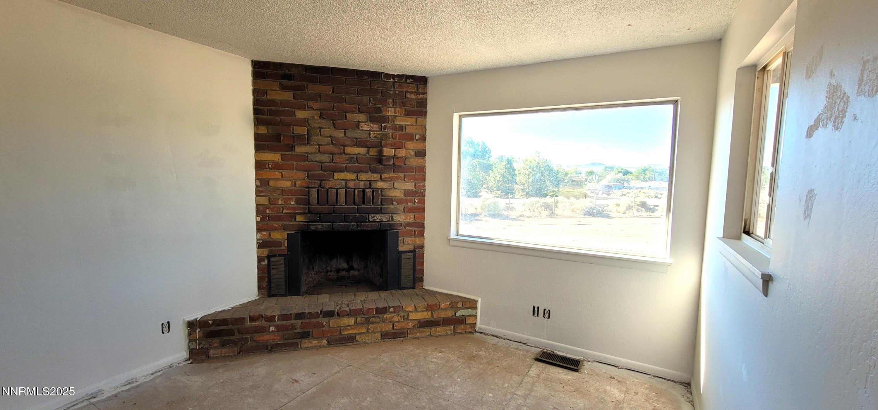 335 Idaho Street Reno, NV 89506 - Photo 42 of 65 20250613_080451