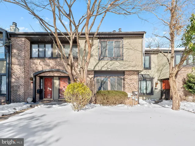 $509,000 | 25 Essex Place, Newtown, PA 18940