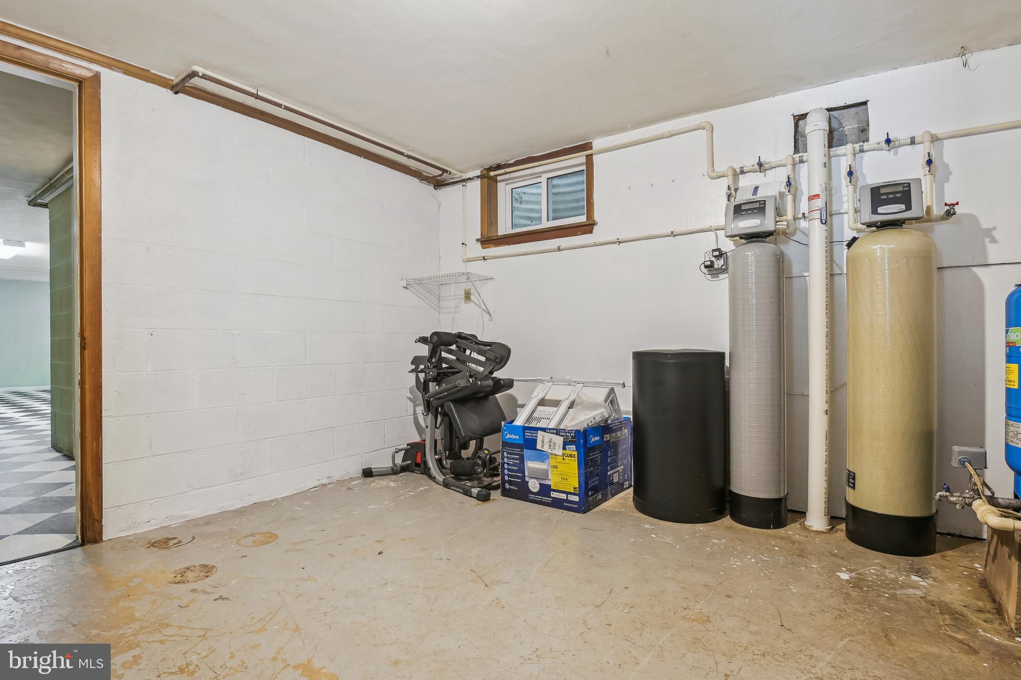 1628 Mayberry Road Westminster, MD 21158 - Photo 32 of 37 Utility room with extra storage