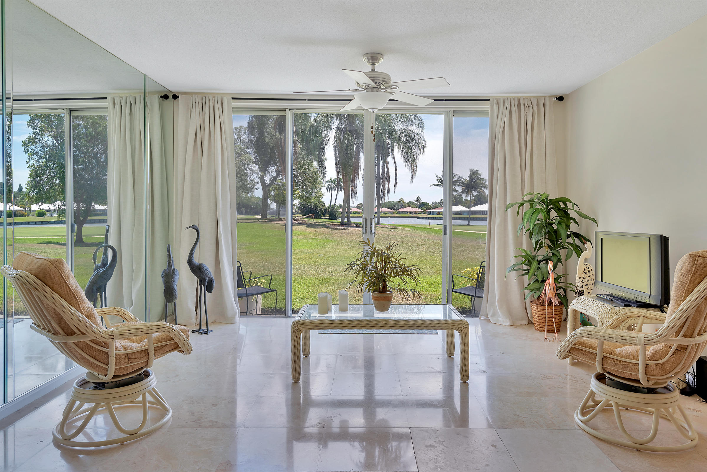 157 Atlantis Boulevard, Unit 102 Atlantis, FL 33462 - Photo 12 of 44 102 - 012