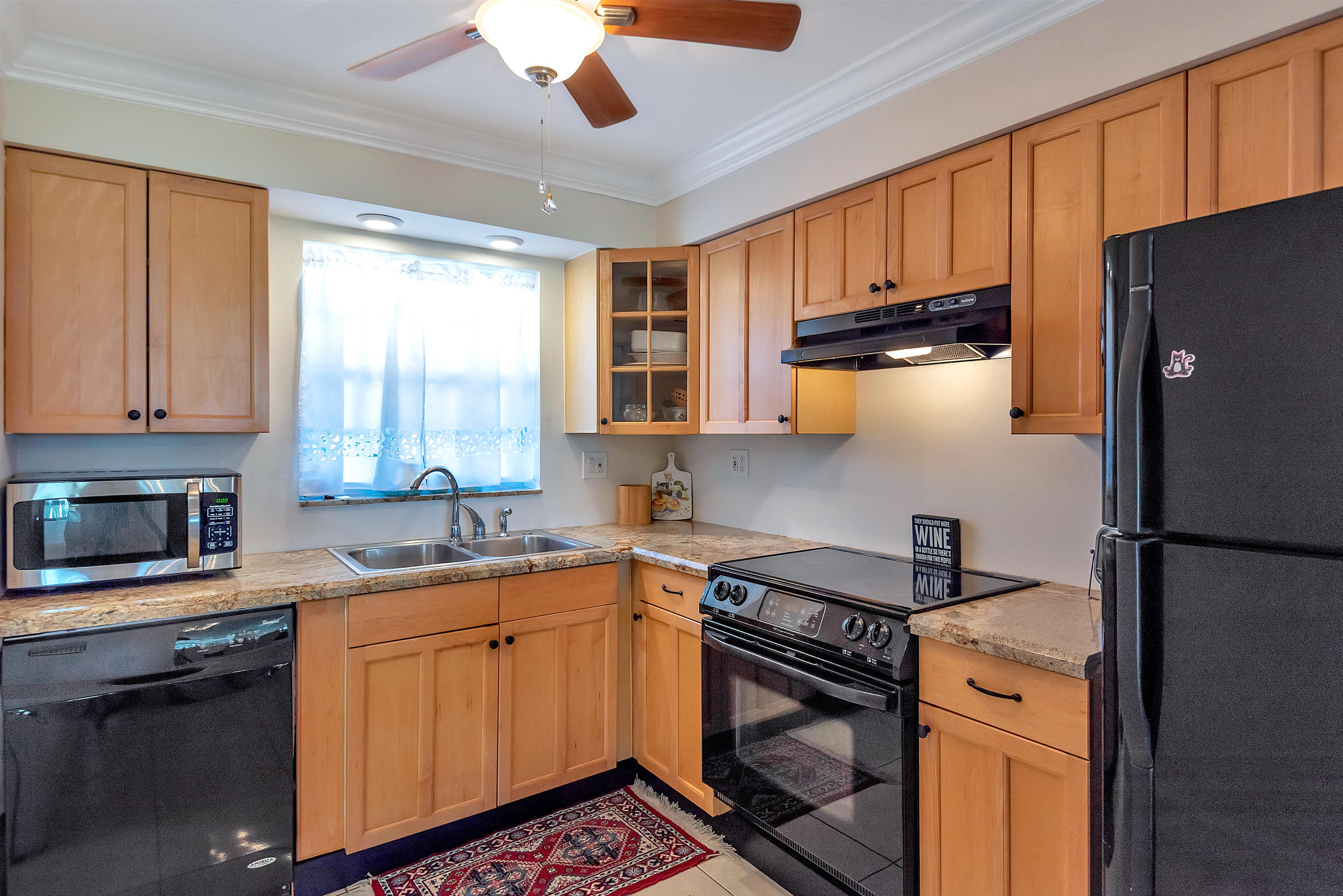 157 Atlantis Boulevard, Unit 102 Atlantis, FL 33462 - Photo 20 of 44 102 - 020