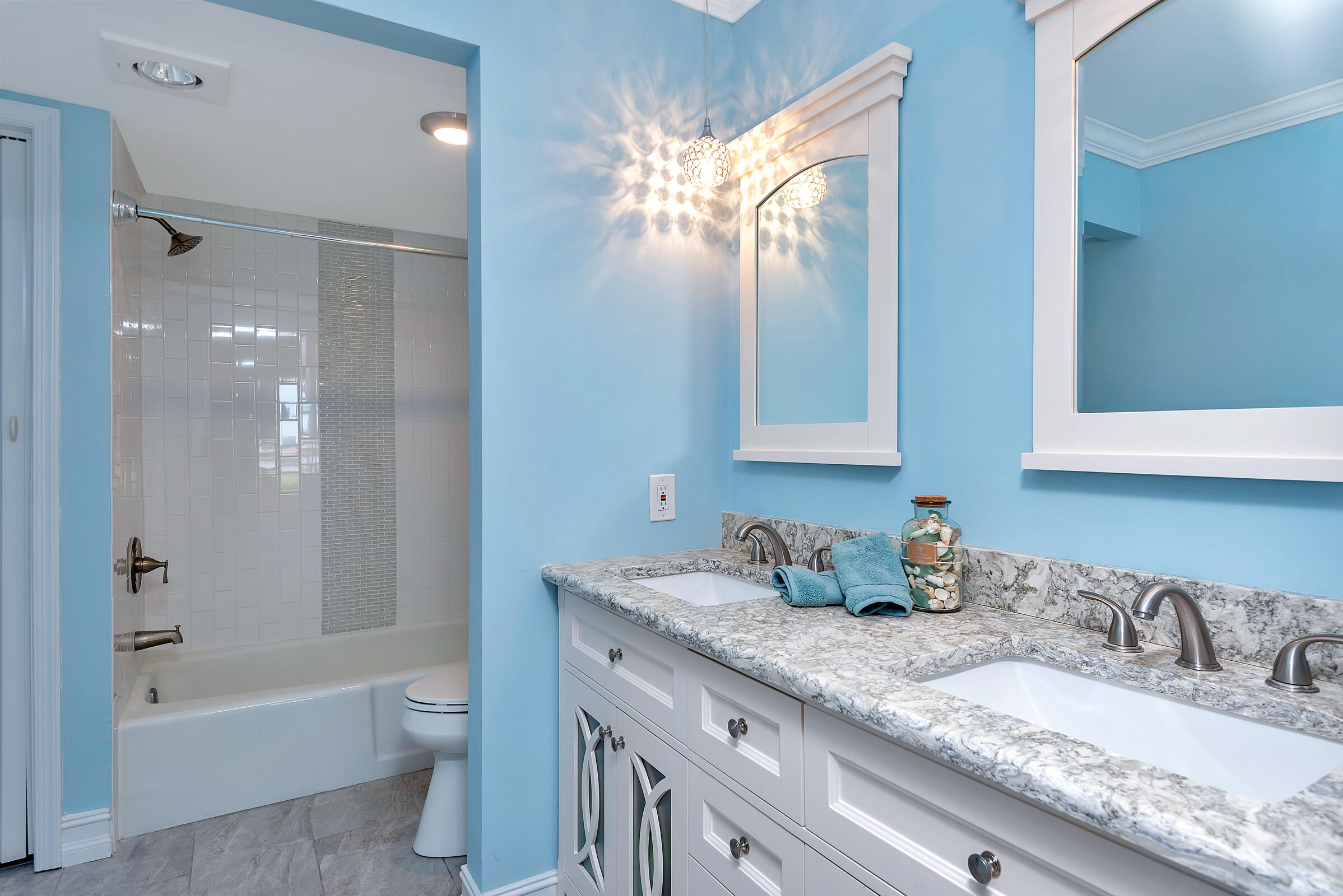 157 Atlantis Boulevard, Unit 102 Atlantis, FL 33462 - Photo 36 of 44 102 - 036