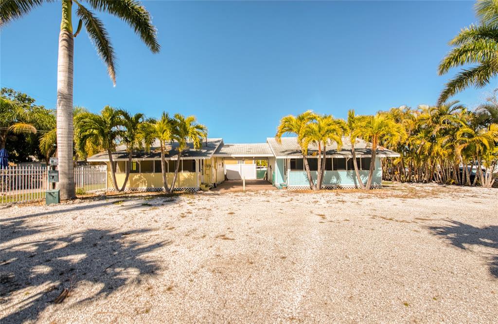 13136 4th Street East Madeira Beach, FL 33708 - Photo 17 of 75