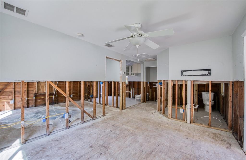 13136 4th Street East Madeira Beach, FL 33708 - Photo 32 of 75