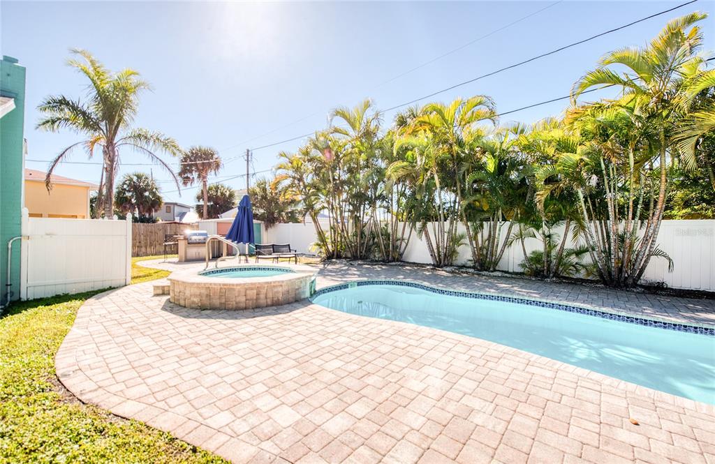 13136 4th Street East Madeira Beach, FL 33708 - Photo 9 of 75