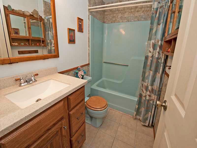 135 Critchlow School Road Renfrew, PA 16053 - Photo 11 of 25 Full Bath.