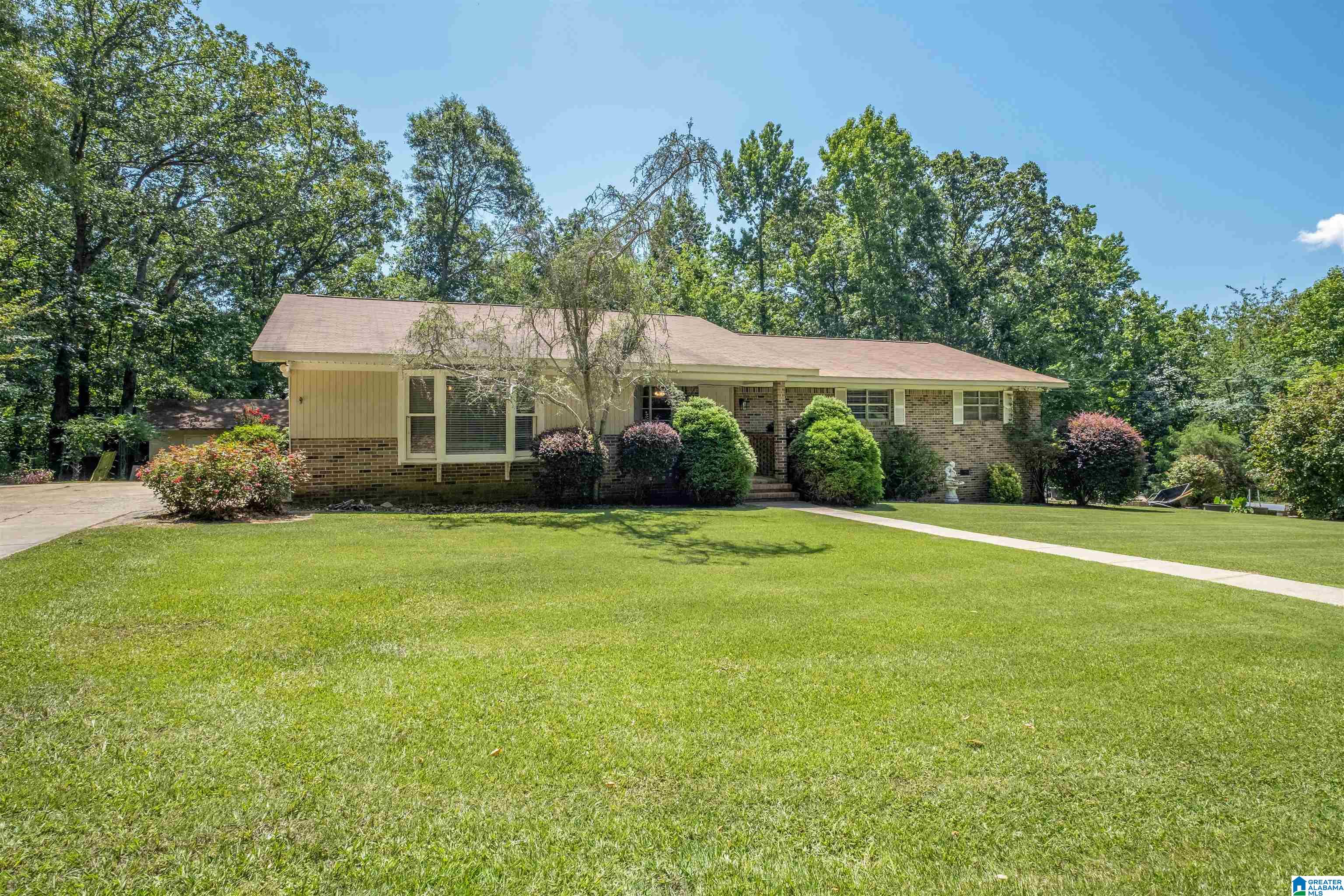 5907 Pate Street Anniston, AL 36206 - Photo 2 of 27