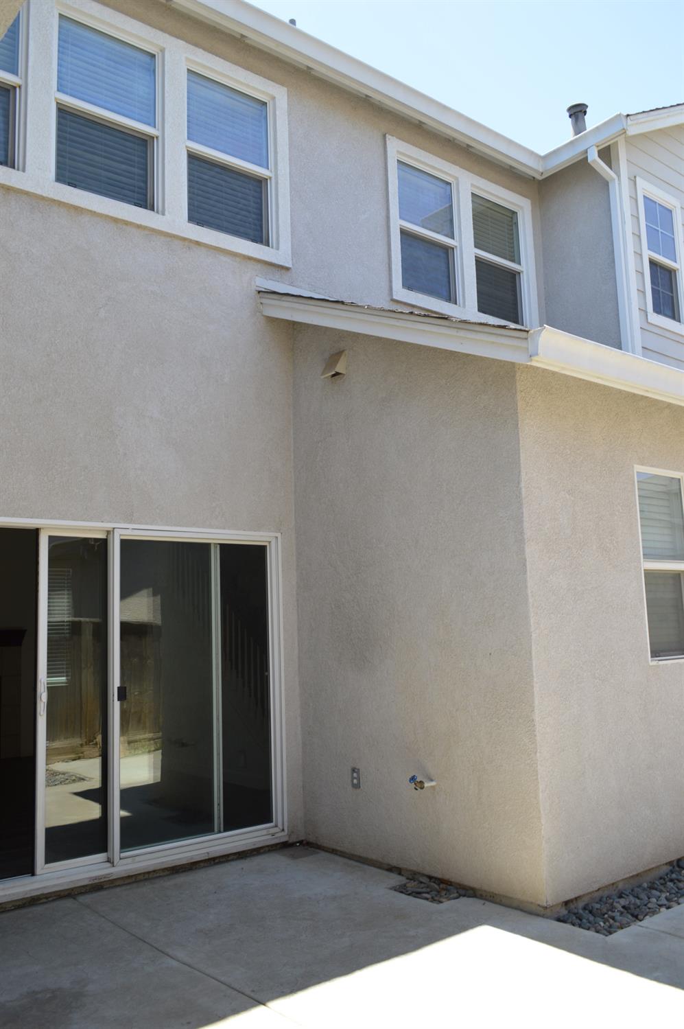 4227 Ivory Lane Turlock, CA 95382 - Photo 59 of 60 a view of building with window