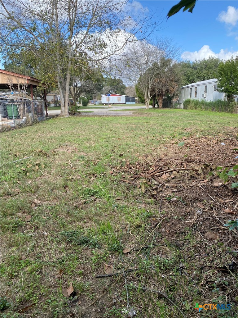 717 Blyth Road Victoria, TX 77904 - Photo 2 of 3 a view of outdoor space and yard