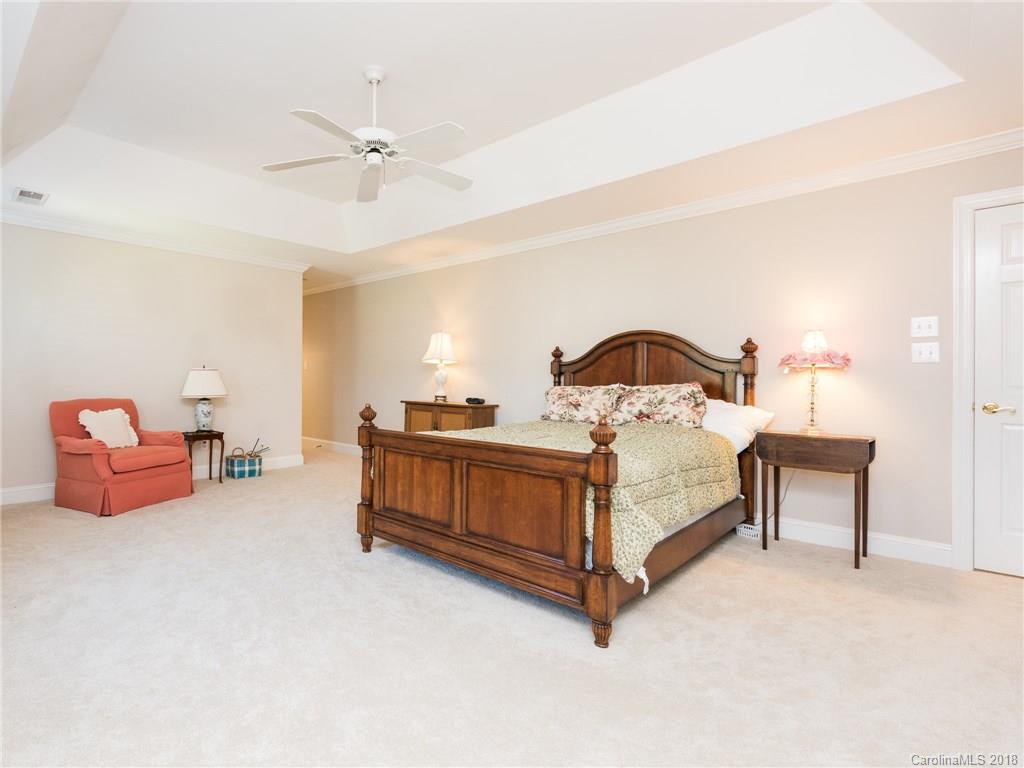4833 Nora's Path Road Charlotte, NC 28226 - Photo 2 of 34