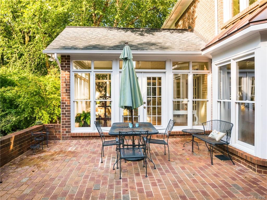 4833 Nora's Path Road Charlotte, NC 28226 - Photo 8 of 34