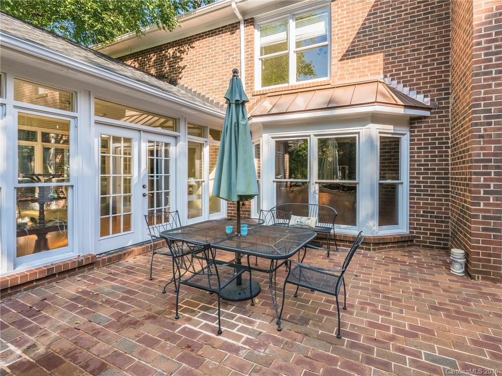 4833 Nora's Path Road Charlotte, NC 28226 - Photo 9 of 34