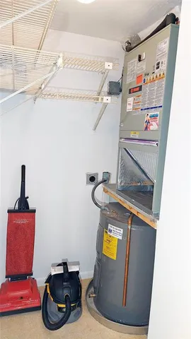 $1,400 | 367 South Federal Highway, Unit B105, Deerfield Beach, FL 33441