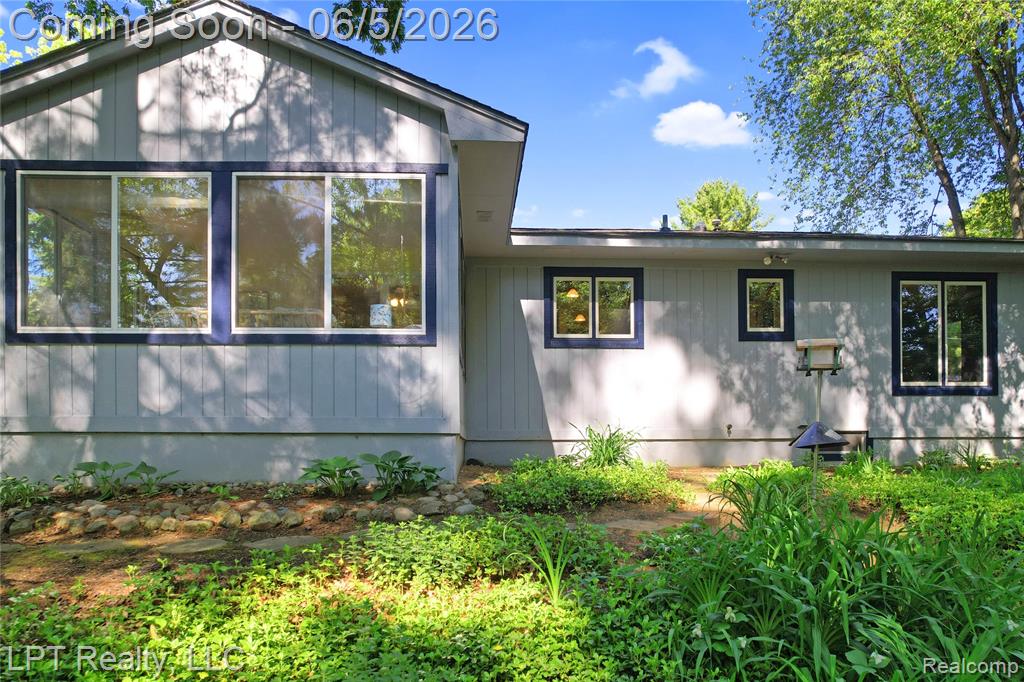 5236 Schlenker Road Pinckney, MI 48169 - Photo 8 of 50