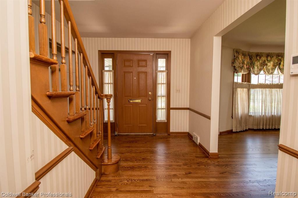 65 South Duval Road Grosse Pointe Shores, MI 48236 - Photo 6 of 40