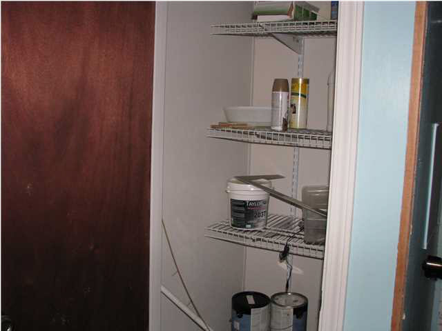 243 Coke Road Florence, MS 39073 - Photo 21 of 27 Pantry