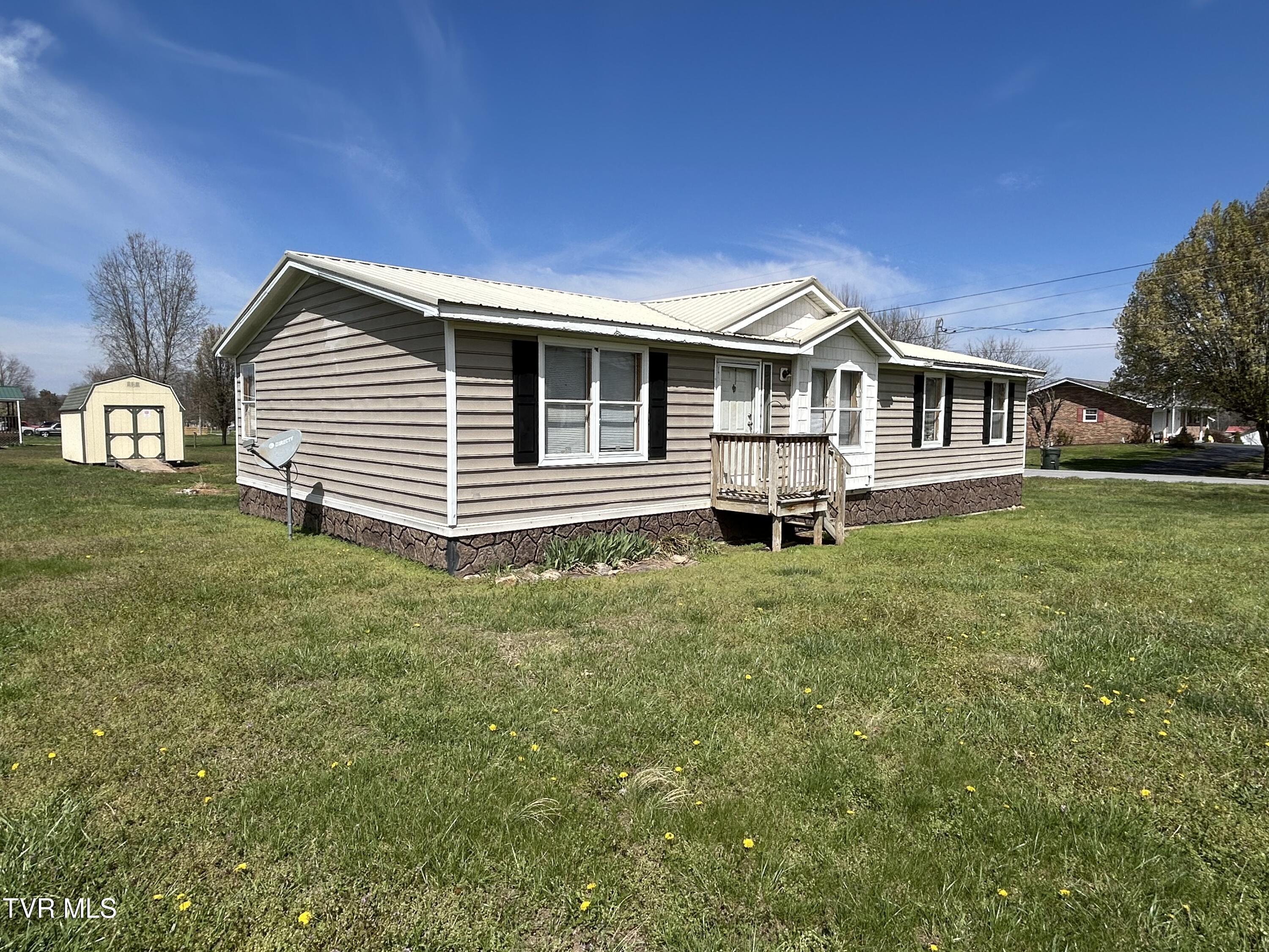 1861 Corby Bridge Road Chuckey, TN 37641 - Photo 1 of 39 IMG_4547