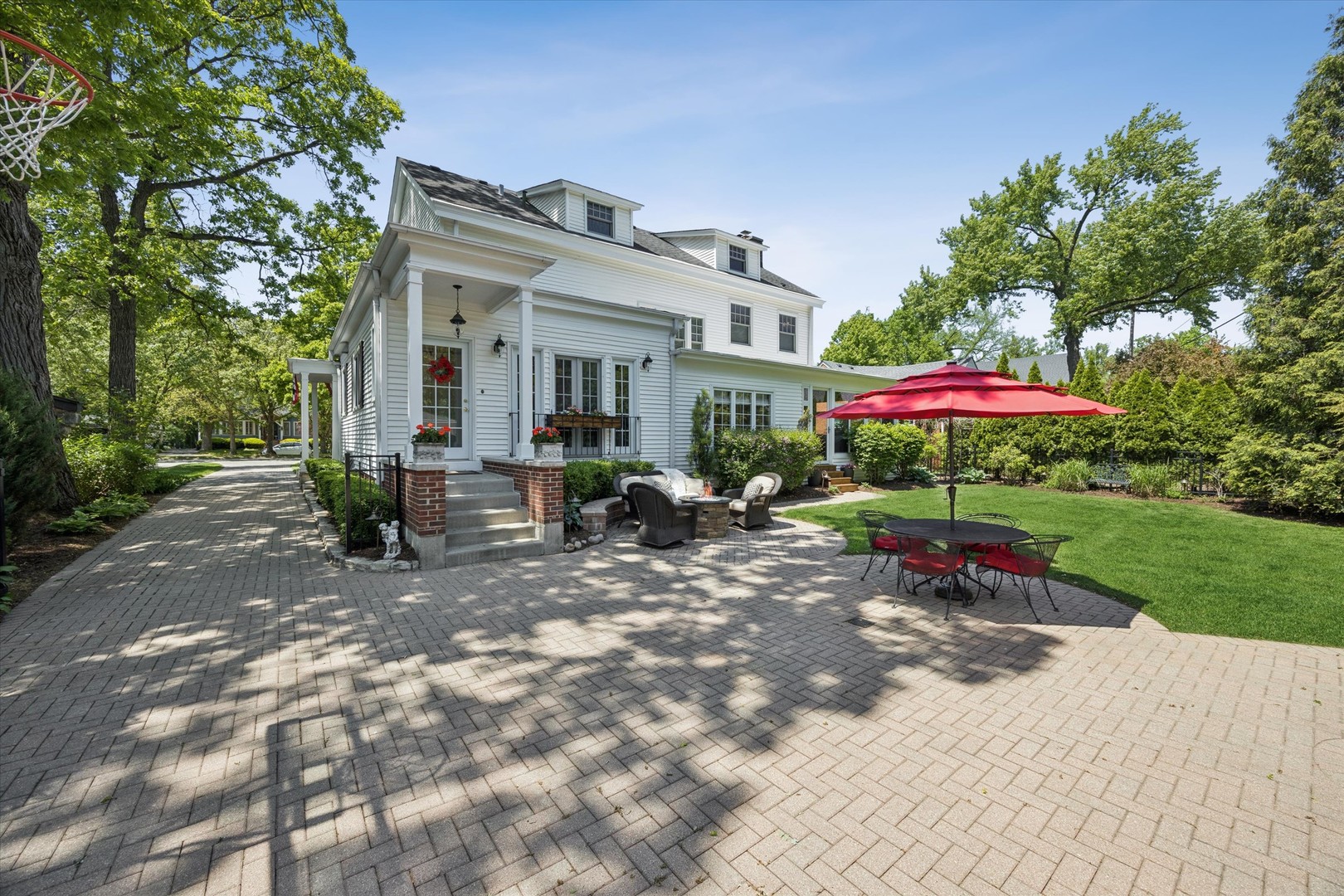 197 Woodside Road Riverside, IL 60546 - Photo 40 of 51 Gallery Image 40