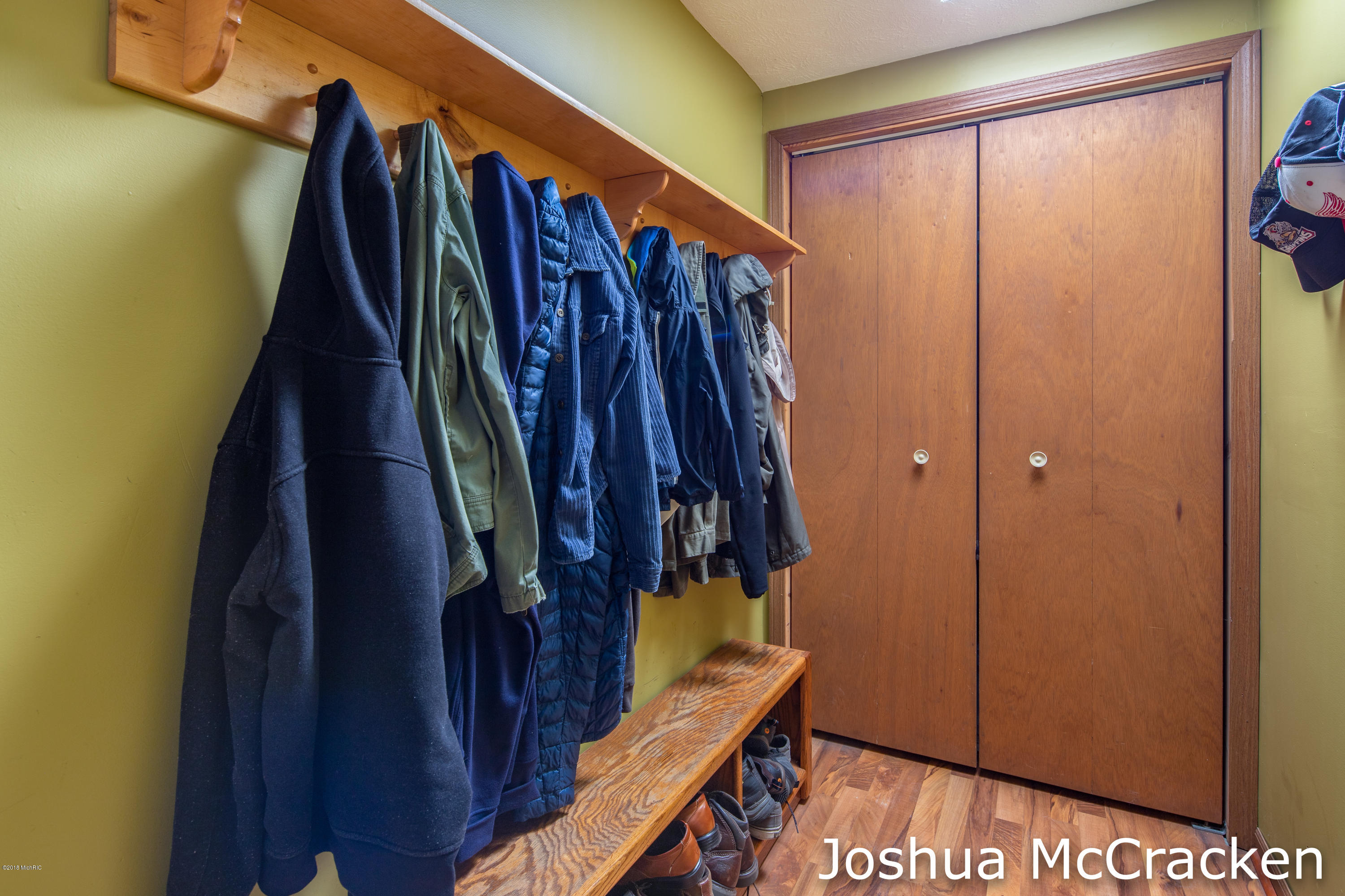407 Dakota Drive Northwest Grand Rapids, MI 49544 - Photo 13 of 24 Joshua McCracken-Dakota Drive NW GR-10