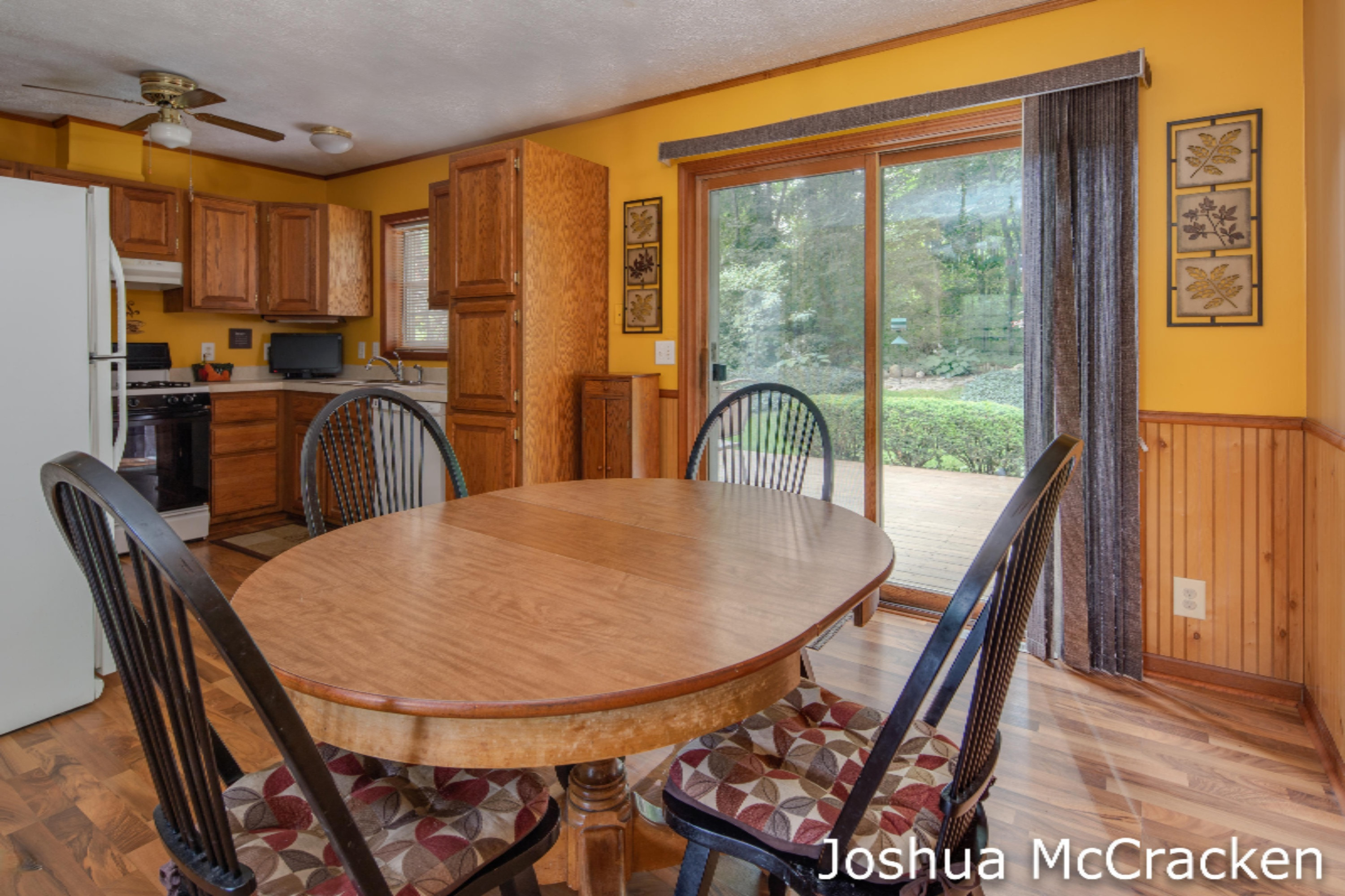 407 Dakota Drive Northwest Grand Rapids, MI 49544 - Photo 5 of 24 Joshua McCracken-Dakota Drive NW GR-9