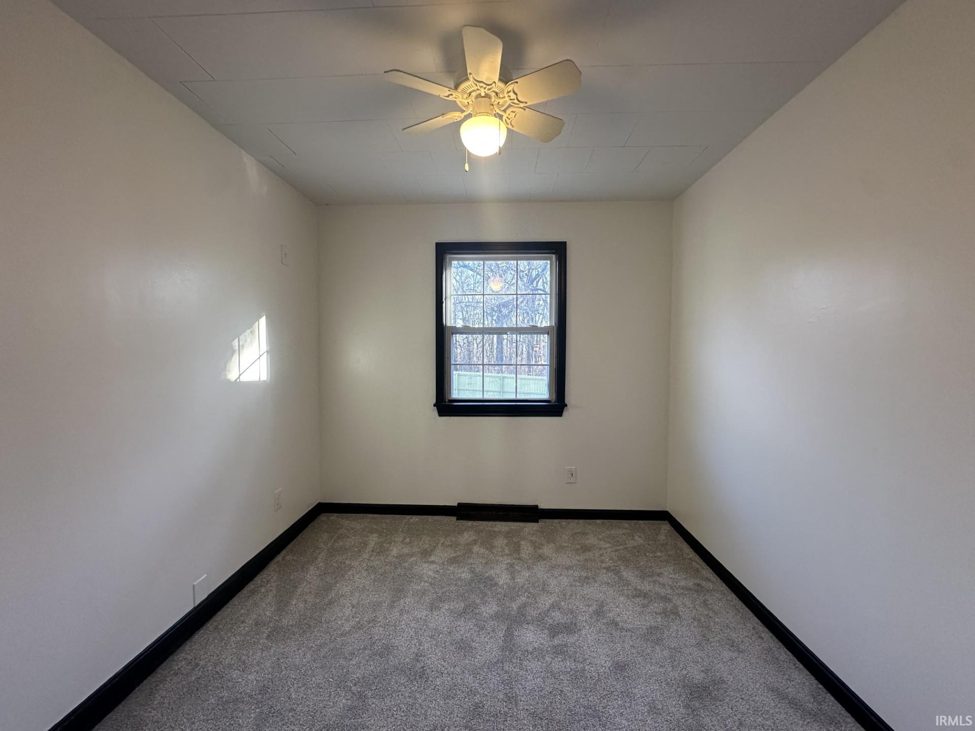 7877 Camp Brosend Road Newburgh, IN 47630 - Photo 20 of 36