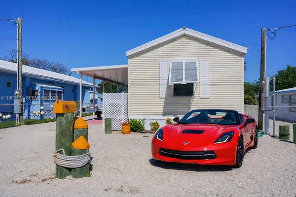 $2,800 | 112 Tweedy Pie Terrace, Unit 112, Key Largo, FL 33037